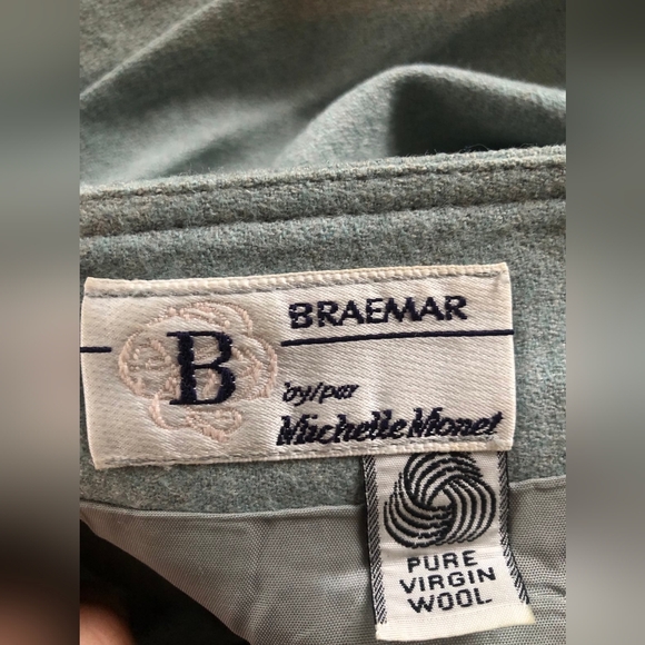 Elegant Blue/Grey Skirt with Floral Hem - Picture 5 of 5